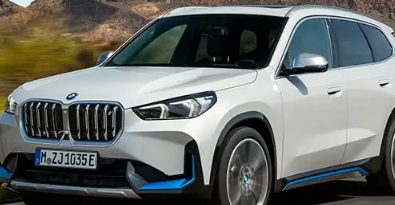 宝马展示全新BMWX1和首款全电动BMWiX1